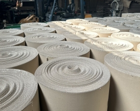 Giấy cuộn 2 lớp giá sỉ